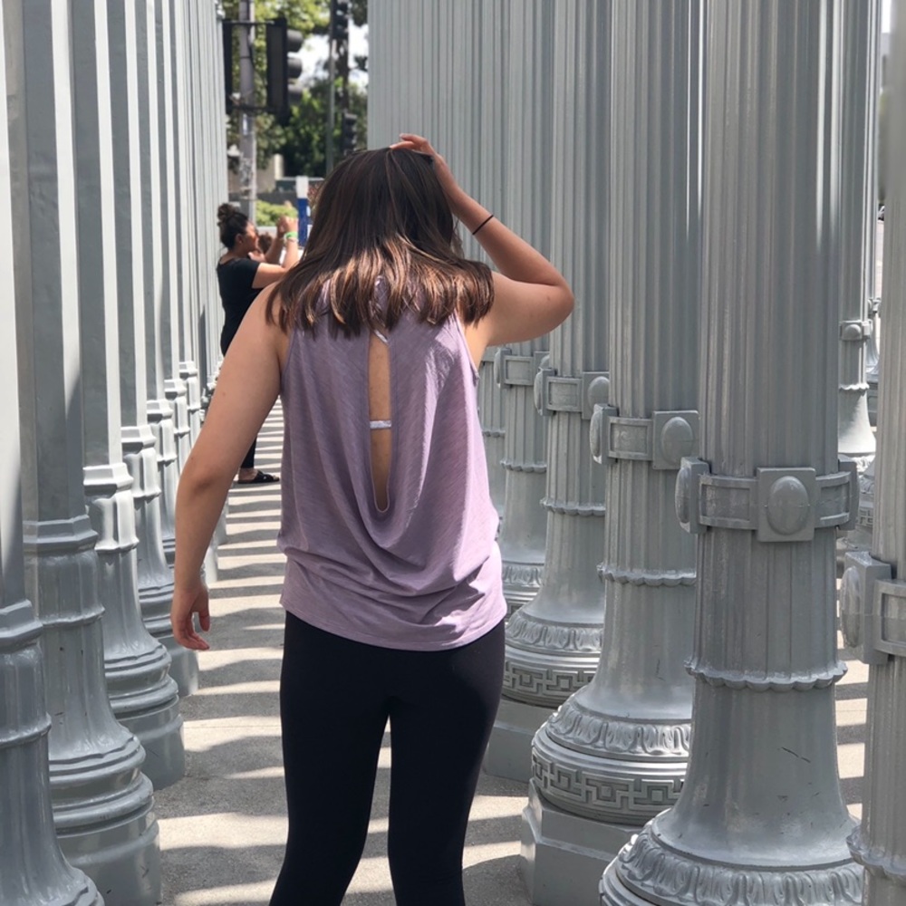 Lululemon top size 6